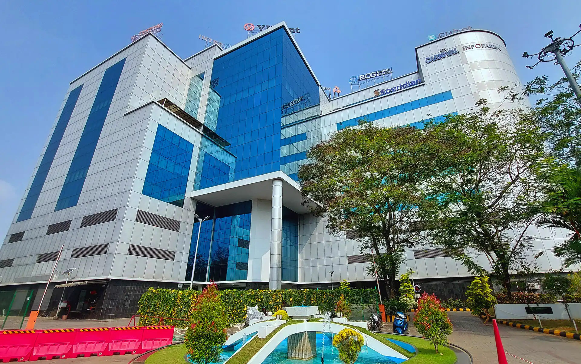Infopark Park Centre HQ